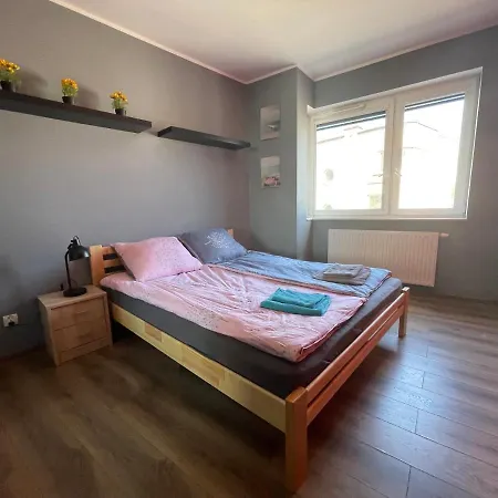 42 M Z Miejscem W Garazu Z Winda Blisko Centrum I Morza Apartment