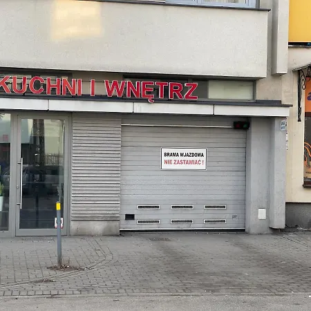 42 M Z Miejscem W Garazu Z Winda Blisko Centrum I Morza דירה